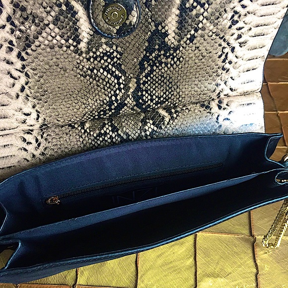 INZI Snake Skin Leather Gold Velvet Handbag - Picture 13 of 15